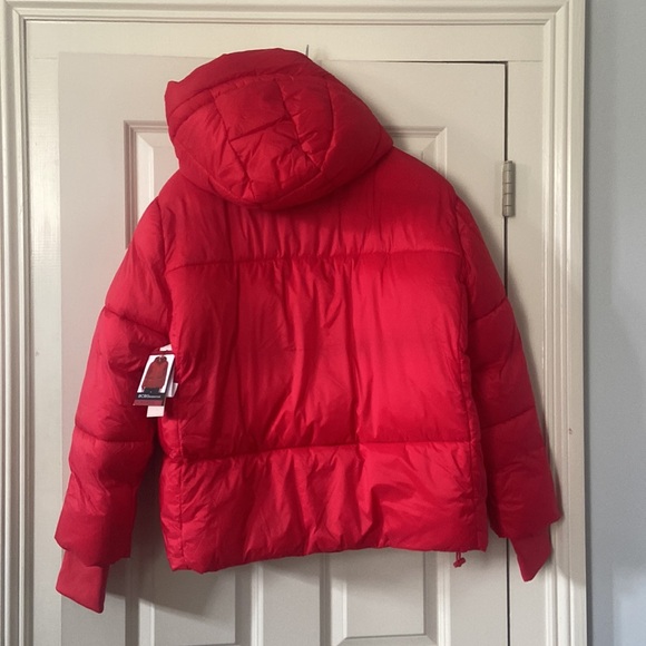 BCBGeneration NWT red puffer jacket - Picture 2 of 4